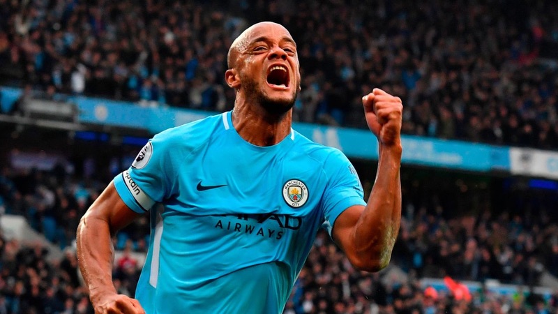 Chắc chắn thì Vincent Kompany vẫn là hậu vệ Man City thành công và vĩ đại nhất